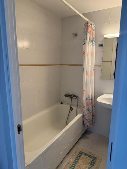 2Nda Linea Con Piscina En Miami Platja Apartment Miami Playa Exterior photo